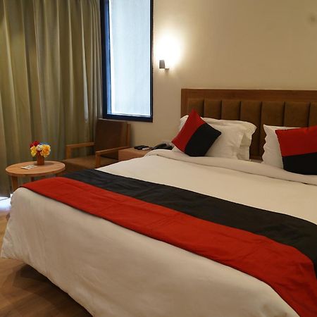 Hotel Forest Avenue - Best Luxury Hotel In Dehradun Exterior photo