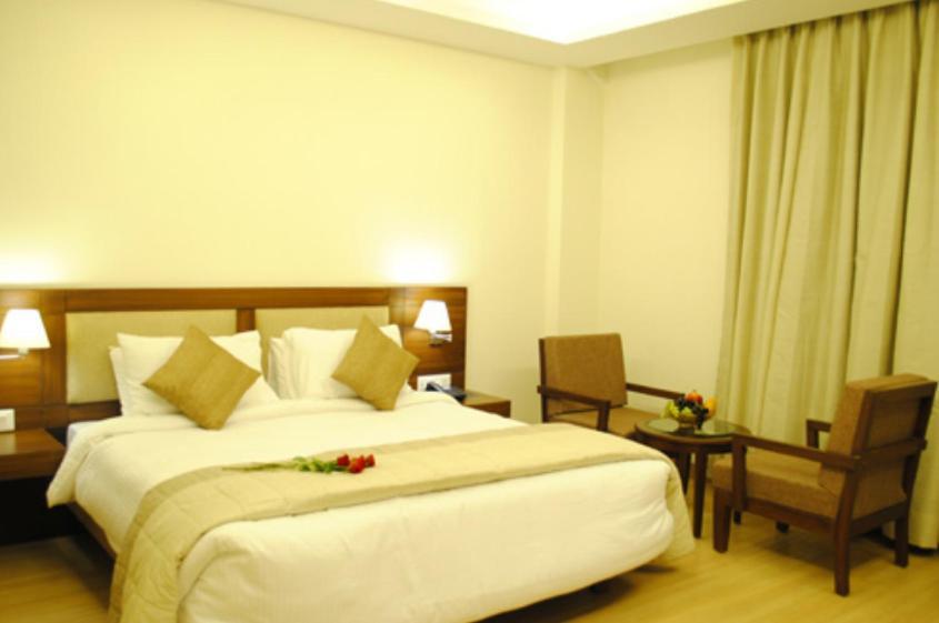 Hotel Forest Avenue - Best Luxury Hotel In Dehradun Room photo