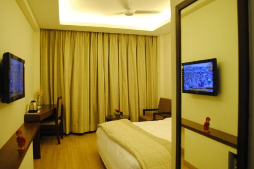 Hotel Forest Avenue - Best Luxury Hotel In Dehradun Room photo