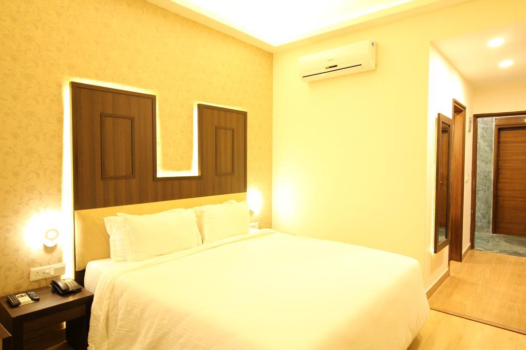 Hotel Forest Avenue - Best Luxury Hotel In Dehradun Exterior photo