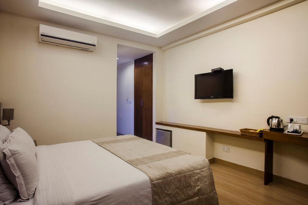 Hotel Forest Avenue - Best Luxury Hotel In Dehradun Exterior photo